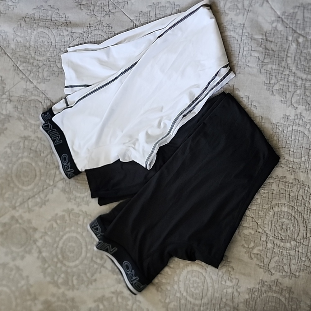 Nike Pro Leggings - image 1